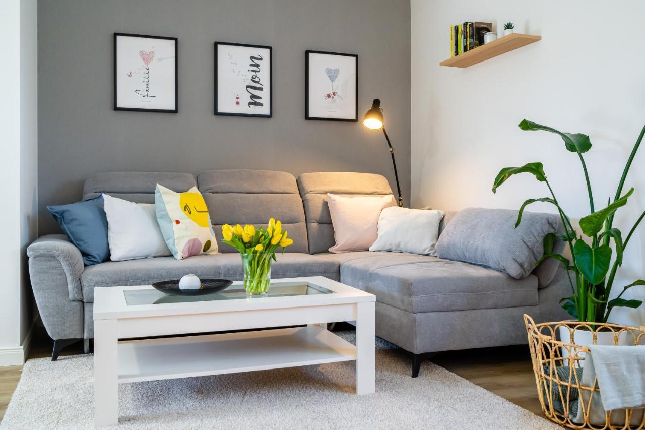 Vivid - Ideal Fuer 4 - Strandnaehe Mit 2 Terrassen - 2 Sz & Wz Varel Kültér fotó